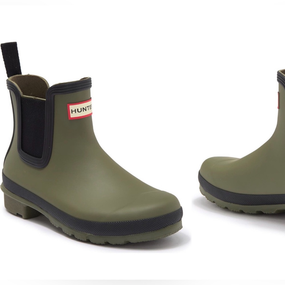 HUNTER RAIN BOOTS